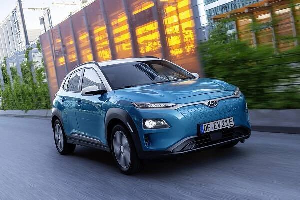Hyundai Kona EV dostal stopku v Jižní Koreji. Mohou za to baterie