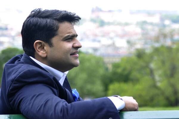 Photo Gallery - Debashish Chaudhuri