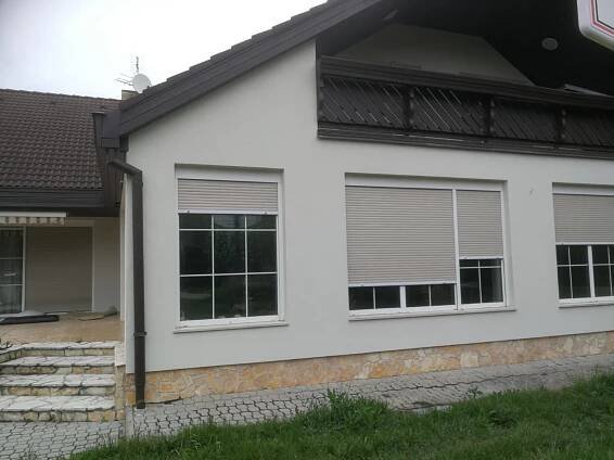 Dům