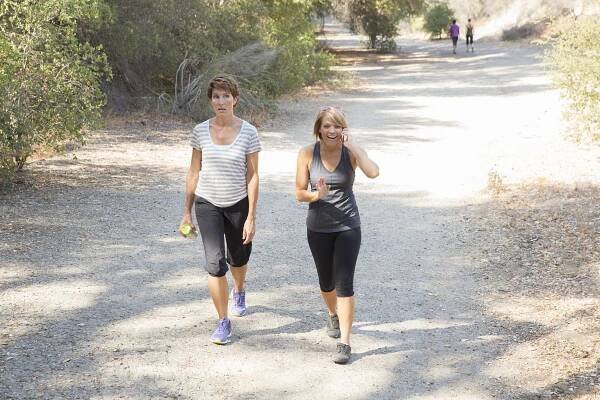 Epizody - Epizoda 6 - Z filmu - Tamsin Greig, Kathleen Rose Perkins