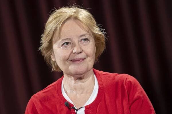 Magda Vášáryová varuje ľudí: "Prosím, nekupujte to." Niekto sa podľa nej snaží zarobiť na mene Milana Lasicu