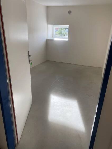 Pronájem skladu 10 m2, Praha-západ za 3 190 Kč Dobříč Parkuj Skladuj • Firmy.cz