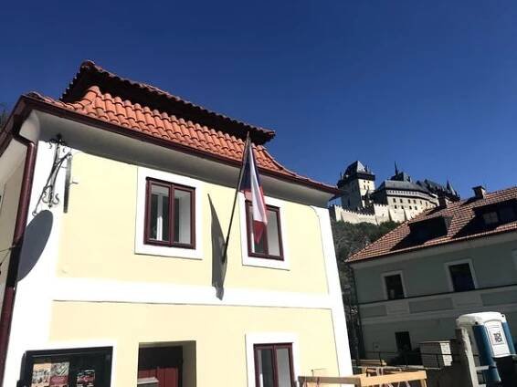 Karlštejn 34 foto 2