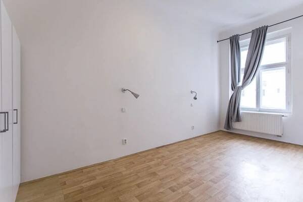 Pronájem Byt 2+kk, U invalidovny, Praha 8 - Karlín