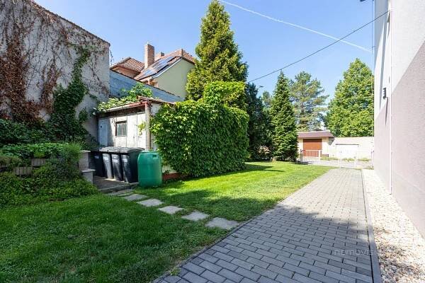 Prodej bytu 3+1 s garáží a zahradou, Kyjov | Reality.iDNES.cz 