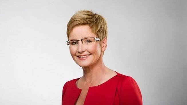 Televize odhalily detaily a moderátory kontinuálního volebního vysílání