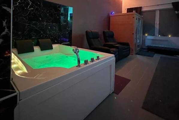 Vířivka na Pokoji Relax Studio Cheb