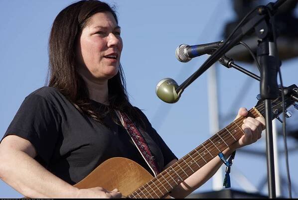 Kim Deal Strums Her Strings at Coachella 2008