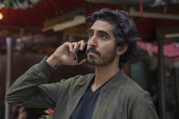 Moderní láska - Když je Amor zvídavá novinářka - Z filmu - Dev Patel