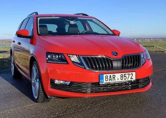 Škoda Octavia 3 Combi 2.0 TDi 110 kW DSG /Edice DRIVE /8.2017 - Výběrová auta