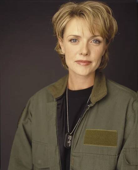 Stargate SG1 - Season 3 Promo | Amanda tapping, Stargate, Stargate sg1