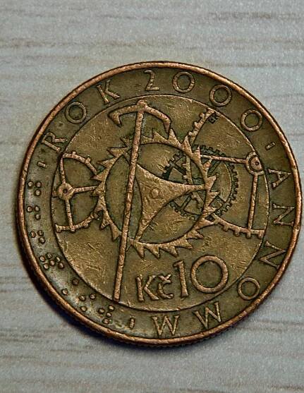 10kč mince z roku 2000 - Numismatika