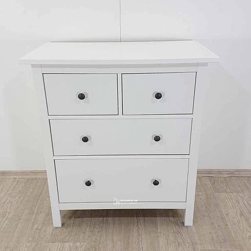 Bílá komoda Ikea Hemnes