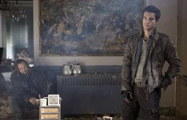 Falling Skies - The Eye - Z filmu - Colin Cunningham, Drew Roy