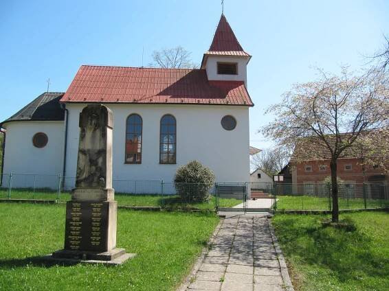 Soubor:Kaňovice (ZL), kaple.jpg – Wikipedie