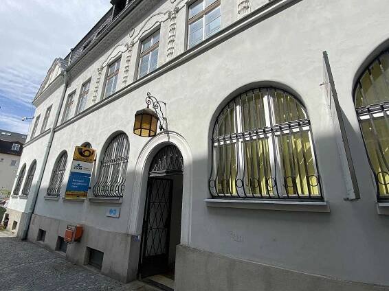 Česká pošta prodává budovu v ulici M. Tyrše v Bruntále.