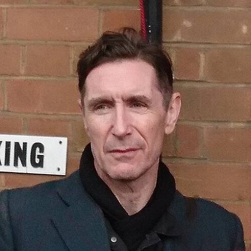 Paul McGann - Wikipedia