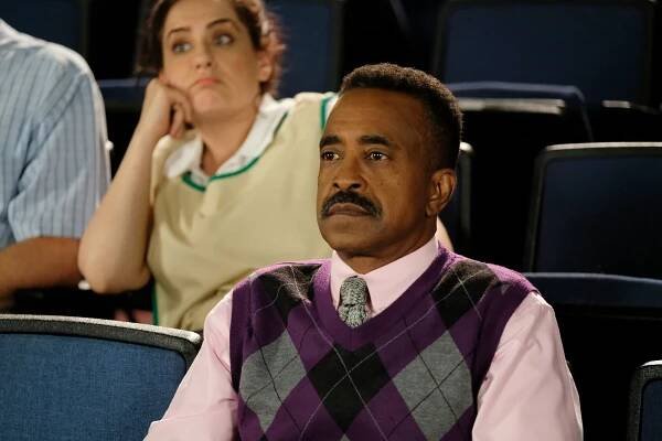 Artemis Pebdani, Tim Meadows - Goldbergovi - Hip Shaking and Booty-Quaking - Z filmu