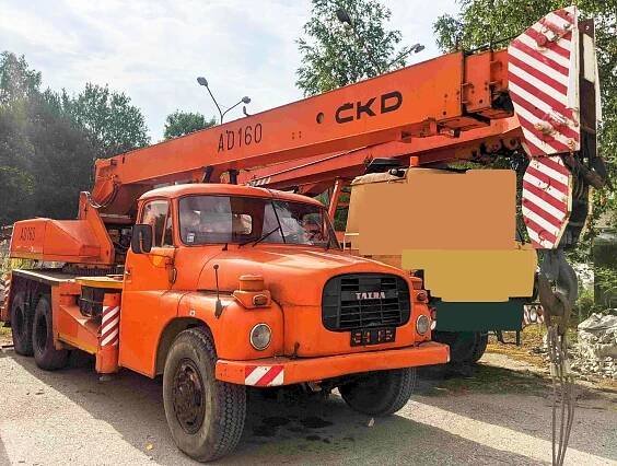 AD16 T148 autojeřáb CZECHMAT.CZ
