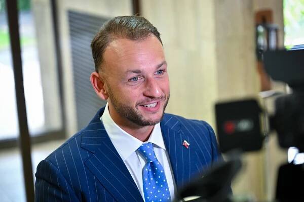Šutaj Eštok chce zmeny v polícii zaviesť čo najskôr