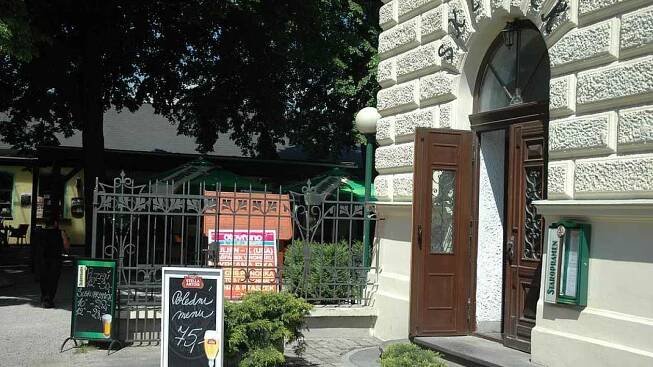 KAM NA OBĚD? Restaurace Sklípek: Hodnocení pokazila mastná polévka
