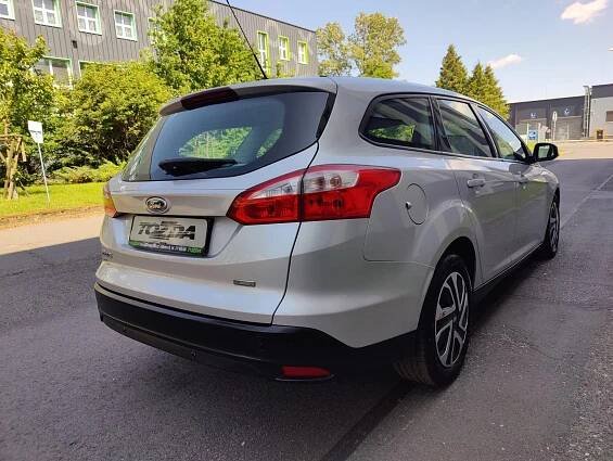 Ford Focus, 1,0 ecoboost /servis/pneu/ČR