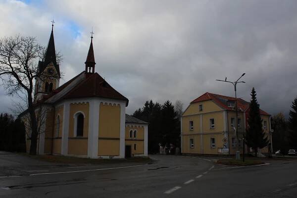 Černá v Pošumaví nabízí ve svém okolí netušené vyhlídky