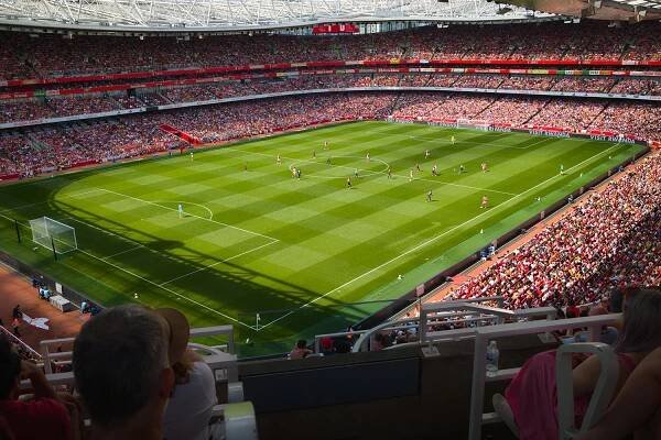 Arsenal FC vs Olympique Lyon - fotogalerie – Sportsen.cz
