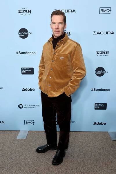 Benedict Cumberbatch at an event for The Thing with Feathers (2025)