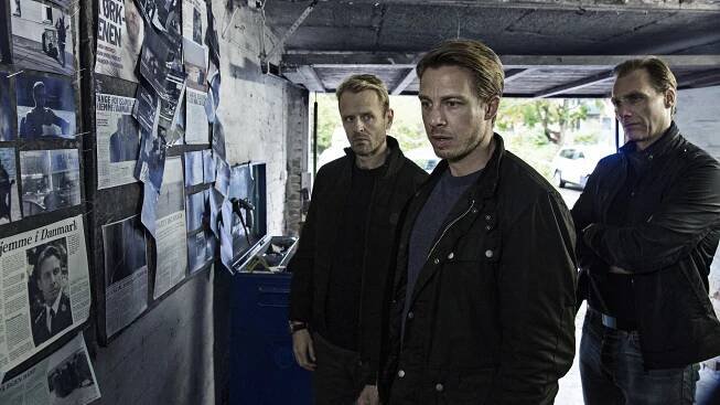 Rukojmí ve tmě (2017) seriál • Filmožrouti.cz