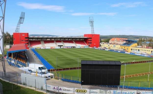 Na fotbalovém stadionu bude před zítřejším zápasem Vysočiny vysílán přímý přenos Dukly Jihlava