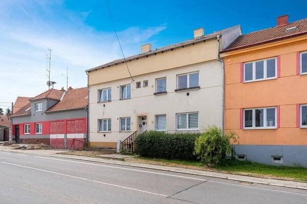 Prodej bytu 3+kk s podkrovní místností, Wolkerova, Rosice - R 21, s.r.o.