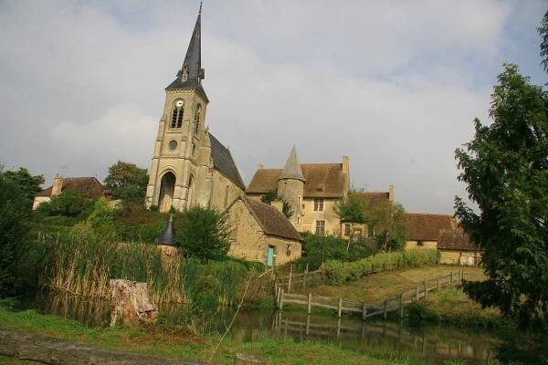 Súbor:Chapelle Saint Julien de Saint Marceau.jpg – Wikipédia