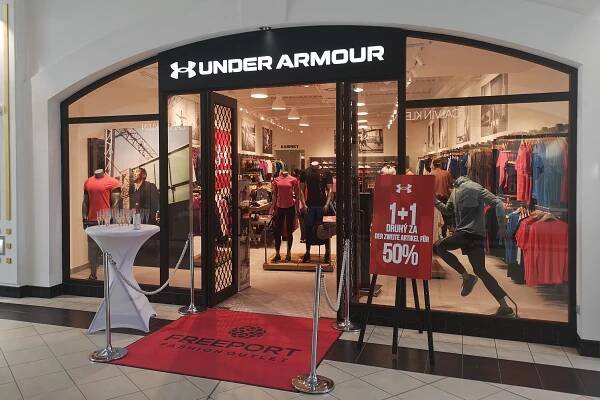 Under Armour Factory House foto 1
