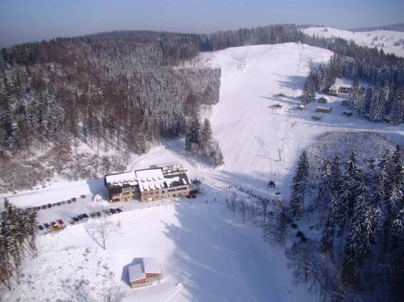 Kačenčina sjezdovka vzd. 300m zdroj: www.skiarealy-sjezdovky.cz - Olešnice v Orlických horách - foto 41