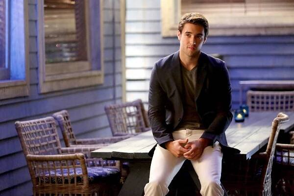 Pomsta - Dissolution - Z filmu - Josh Bowman
