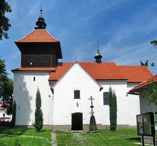 Soubor:Lučice, kostel (P2).jpg – Wikipedie