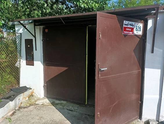 Prodám garáž  v Karviné 25 m2