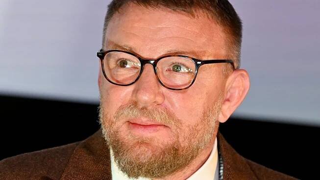 What It's Really Like To Work With Guy Ritchie - Exclusive - Looper