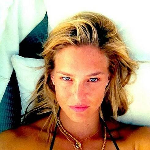 Ta má ale štěstí! Bar Refaeli zveřejnila svou fotku bez make-upu. Vypadá parádně