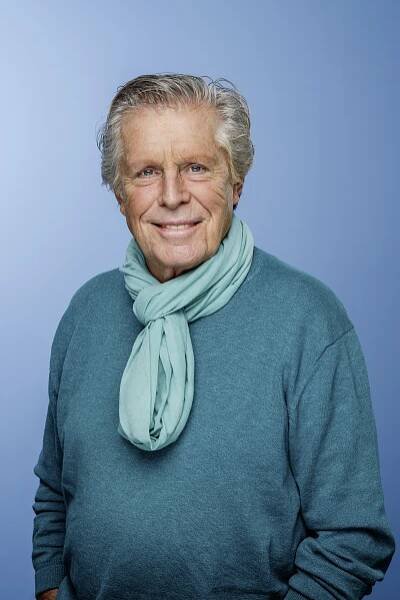 Sigmar Solbach: "Kraft zur Veränderung schöpfen" / Indem der Schauspieler sein Leben aufschrieb, stellte...