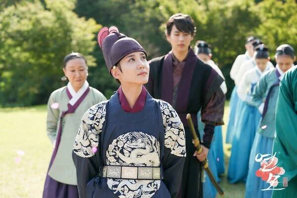 The king's affection – Park Eun-bin Rowoon Nam Yoon-su