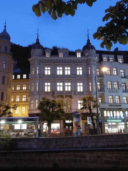 Budova, kde se hotel nachází