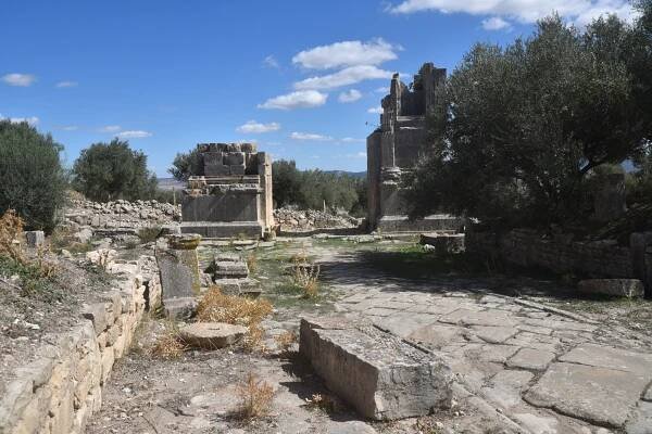 Thugga (Dougga) – following hadrian photography