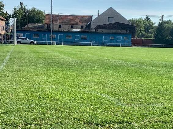 Putování po stadionech XVIII. - Velvary | Putování po stadionech | Fanzóna | sokol-vrany.cz