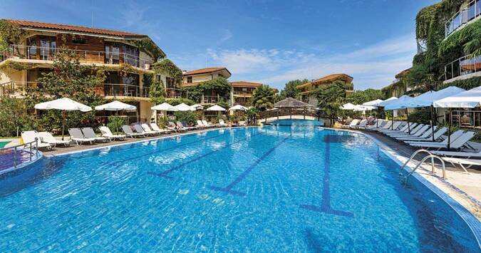 Hotel Laguna Beach Resort & Spa • Burgas • Bulharsko • CK Blue Style