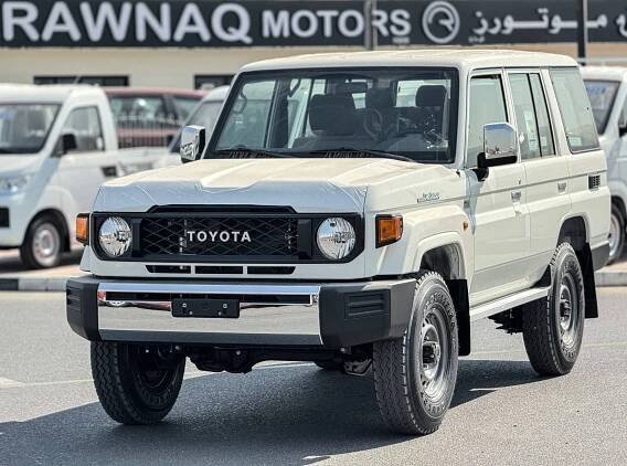 2025 Toyota Land Cruiser 76 Hardtop LX-Z V6 4.0L 4WD 5-Seater AT - Al RAWNAQ