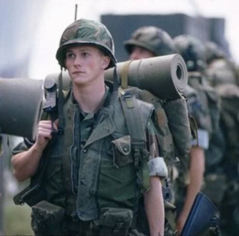 jonathan_tucker_as_mark_deloach_stateside