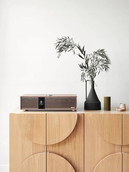 Ruark Audio R-410 Integrovaný audio systém All in One Tidal AirPlay DAB+ za 39908.00CZK - Allegro