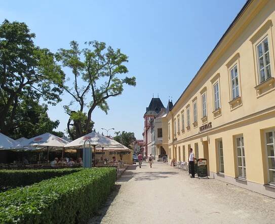 Zámecký hotel Lednice, Lednice | Hotely Penziony .cz